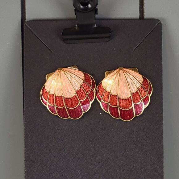 Napier Shell Earrings Pink Red Enamel Gold Tone Pierced Studs 0.87" Round - Picture 1 of 6
